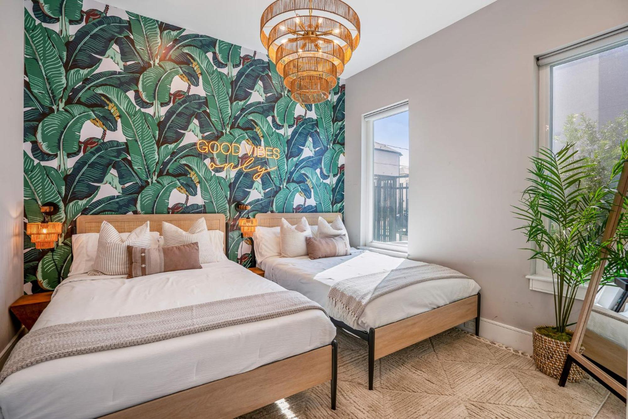 Villa Luxury Downtown Getaway With Breathtaking Views Houston Esterno foto