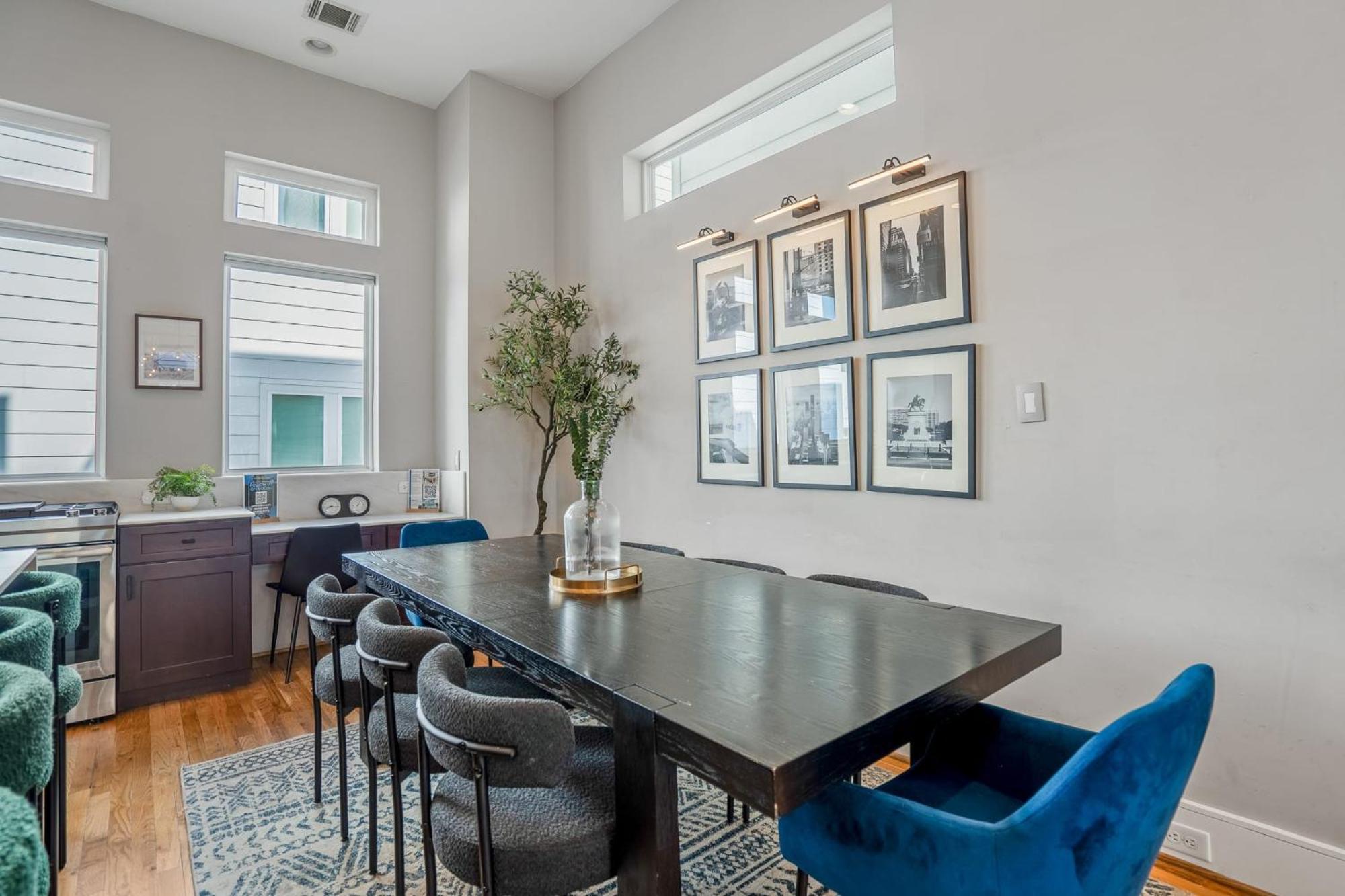 Villa Luxury Downtown Getaway With Breathtaking Views Houston Esterno foto