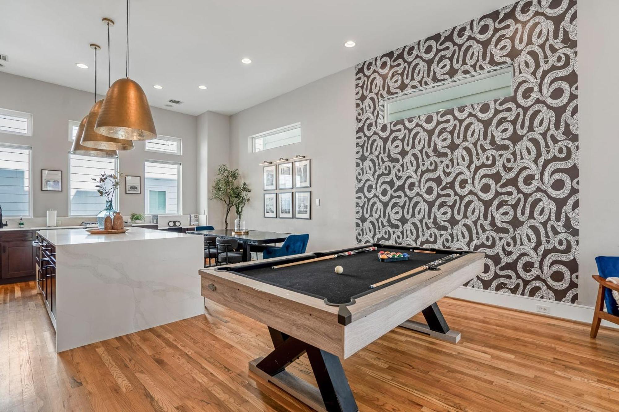 Villa Luxury Downtown Getaway With Breathtaking Views Houston Esterno foto