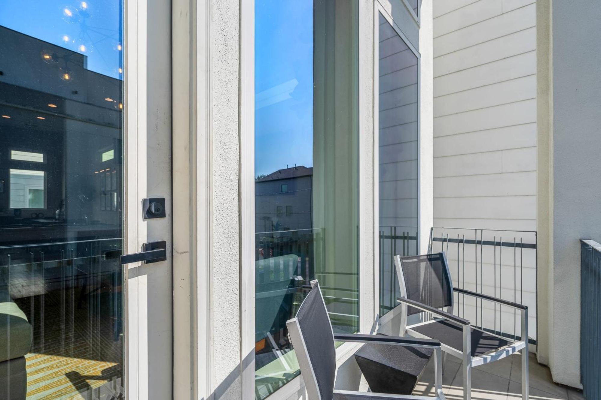 Villa Luxury Downtown Getaway With Breathtaking Views Houston Esterno foto